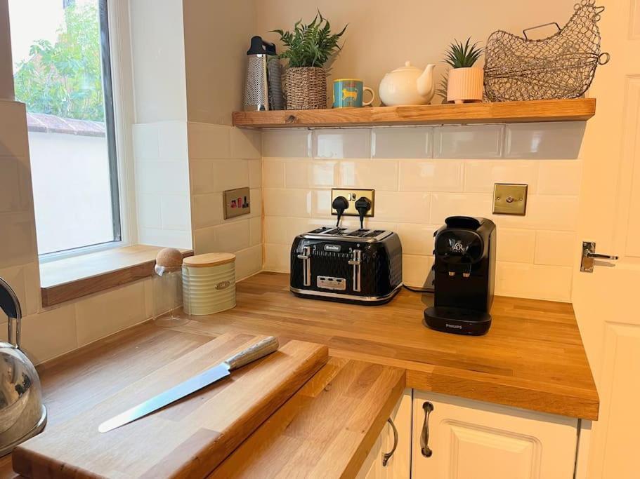 Artistic 3 Bed In Old Trafford Next To Mufc Holiday home Manchester