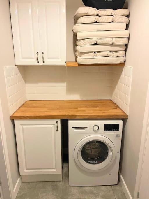 Artistic 3 Bed In Old Trafford Next To Mufc Manchester