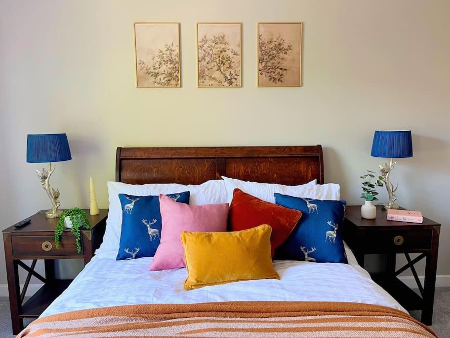 Artistic 3 Bed In Old Trafford Next To Mufc *