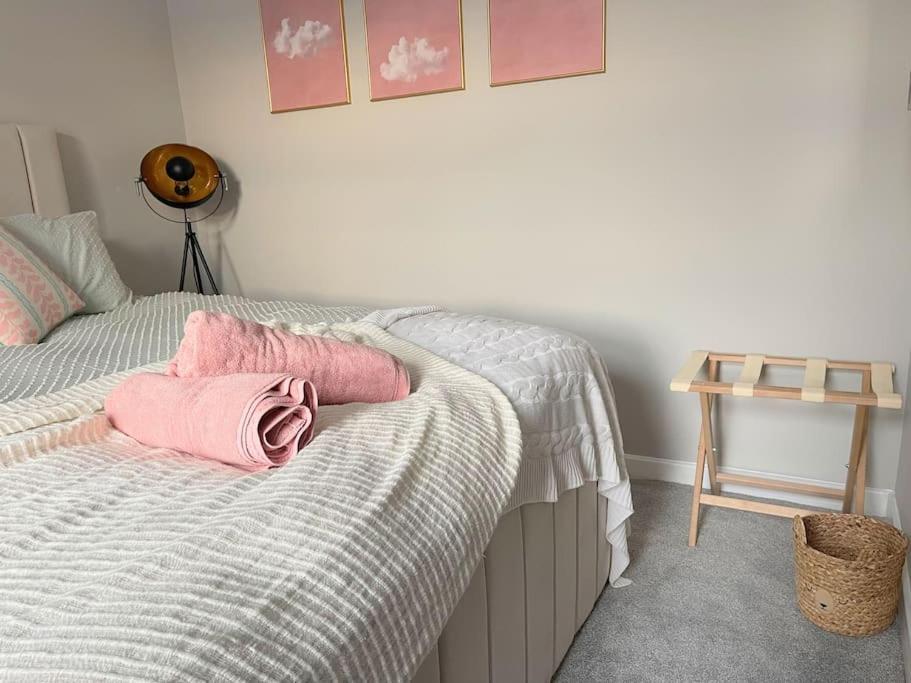 Artistic 3 Bed In Old Trafford Next To Mufc Holiday home Manchester